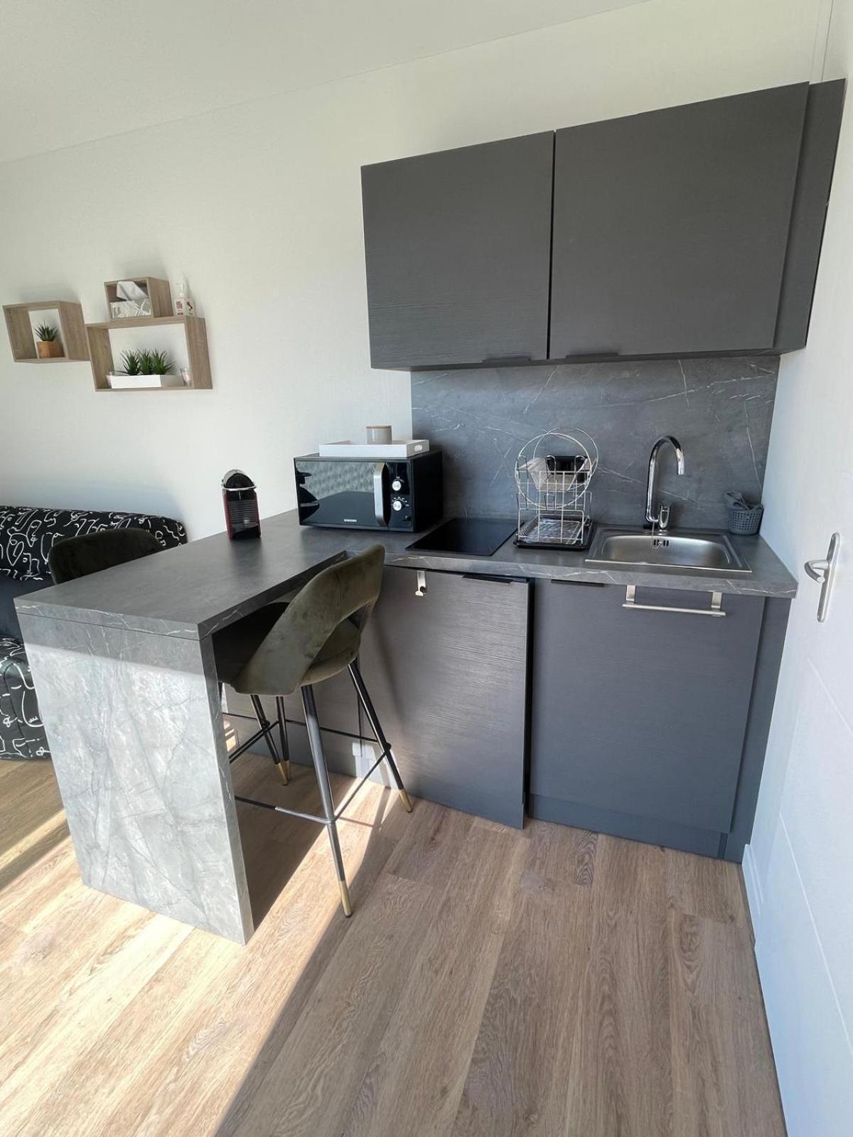 Gite Les Hirondelles Plouhinec  Exteriör bild